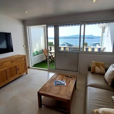 Front De Mer - Emplacement Prise Au Calme - T2 Moderne Et Entierement Climatise - Tout A Pieds Sanary-sur-Mer Buitenkant foto